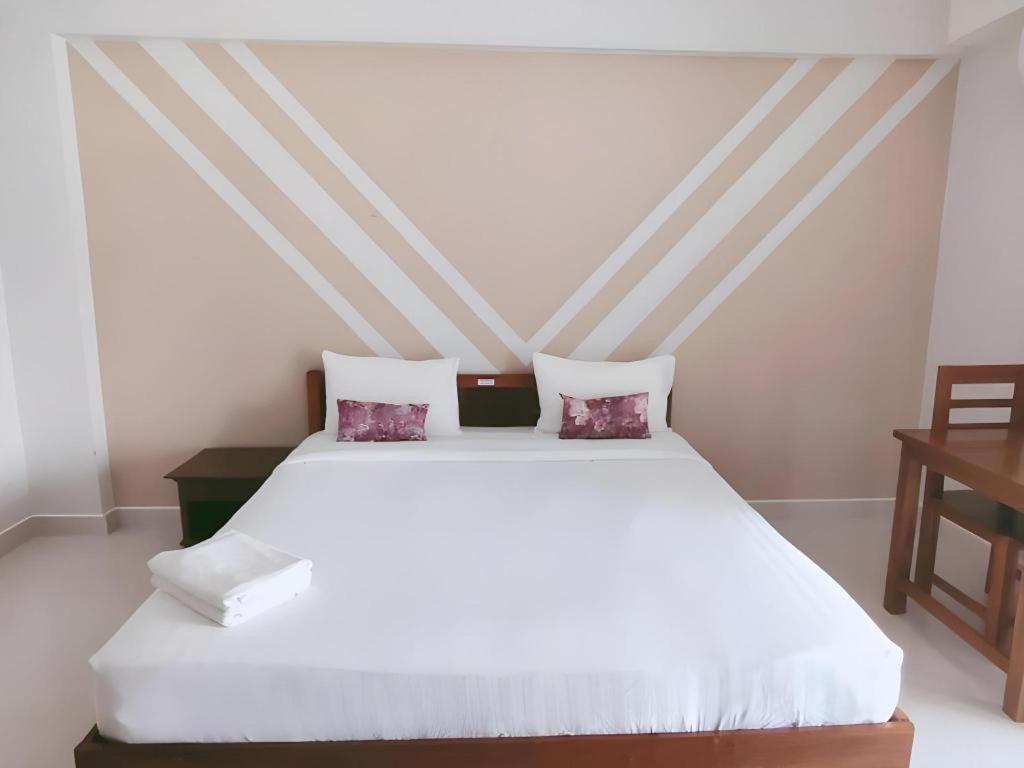 Iyara Residence Trat Esterno foto